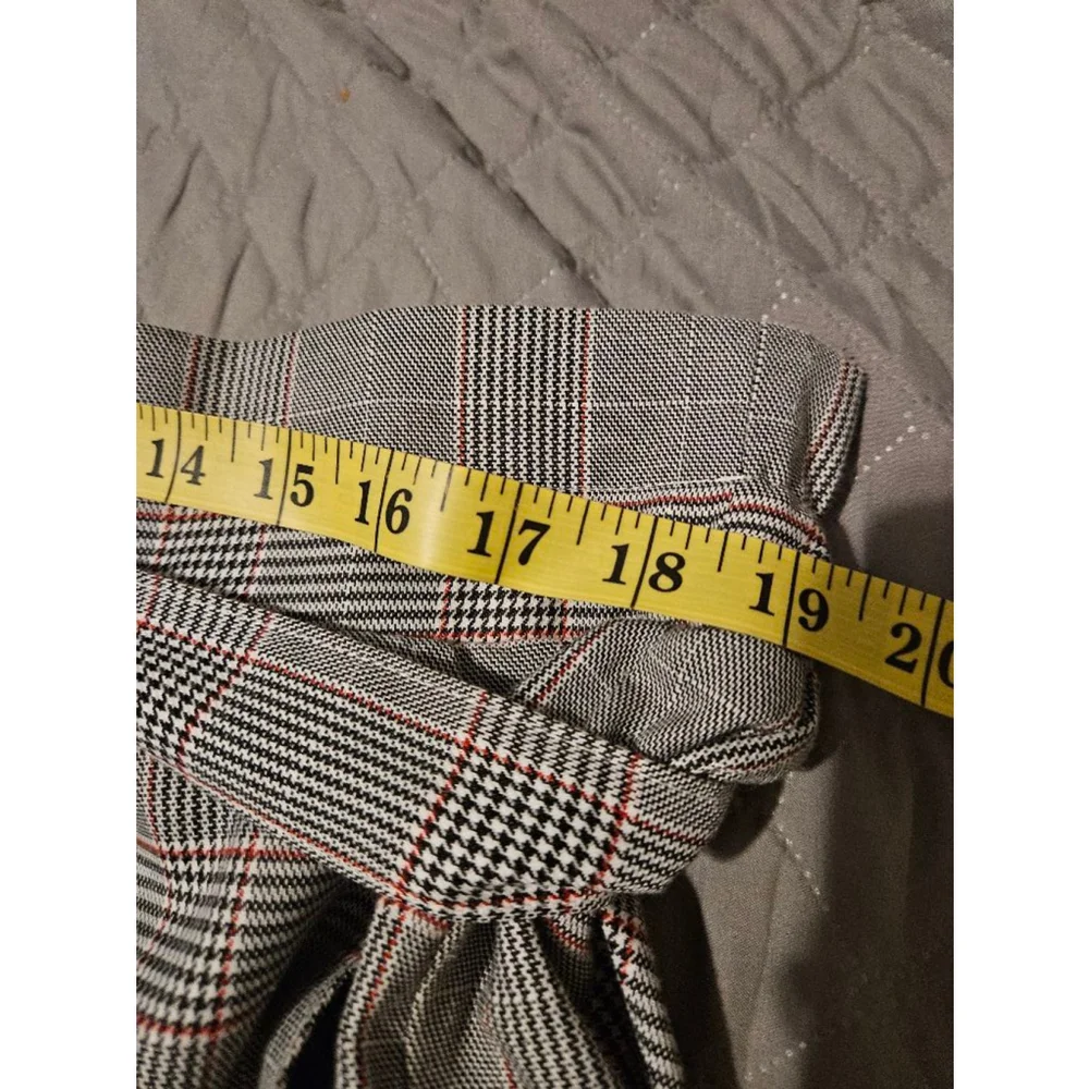 Forever 21 Skort Women's Size 3X Plaid Gray Red